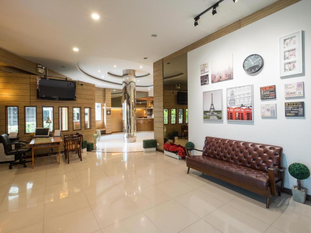 New Suanmali Hotel Bangkok Exteriér fotografie